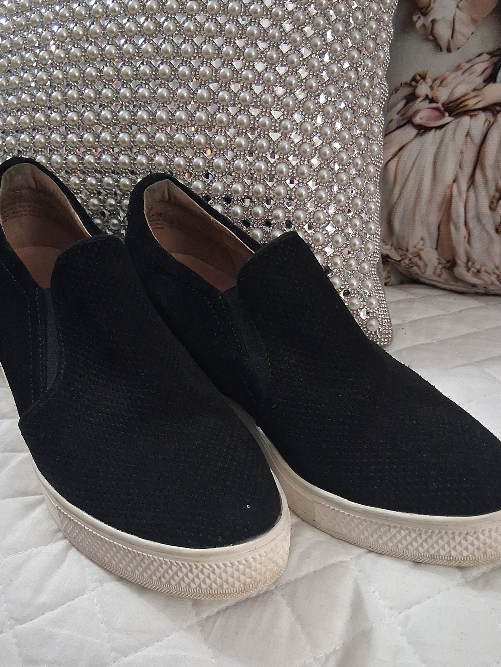 Caslon Slip-On Women’s Casual Suede Sneakers in Black Sz 9.5B